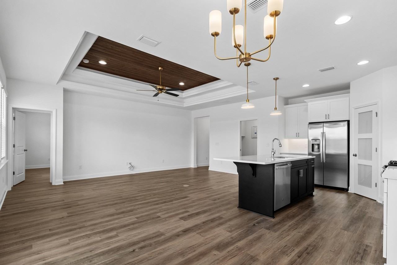 4248 Landry Ln - Photo 6 of 17