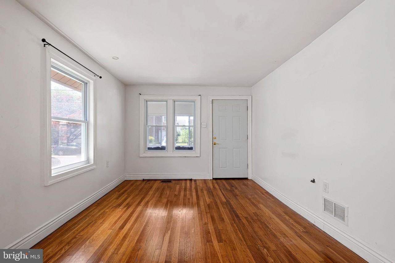 27 W Reamer Ave - Photo 6 of 20