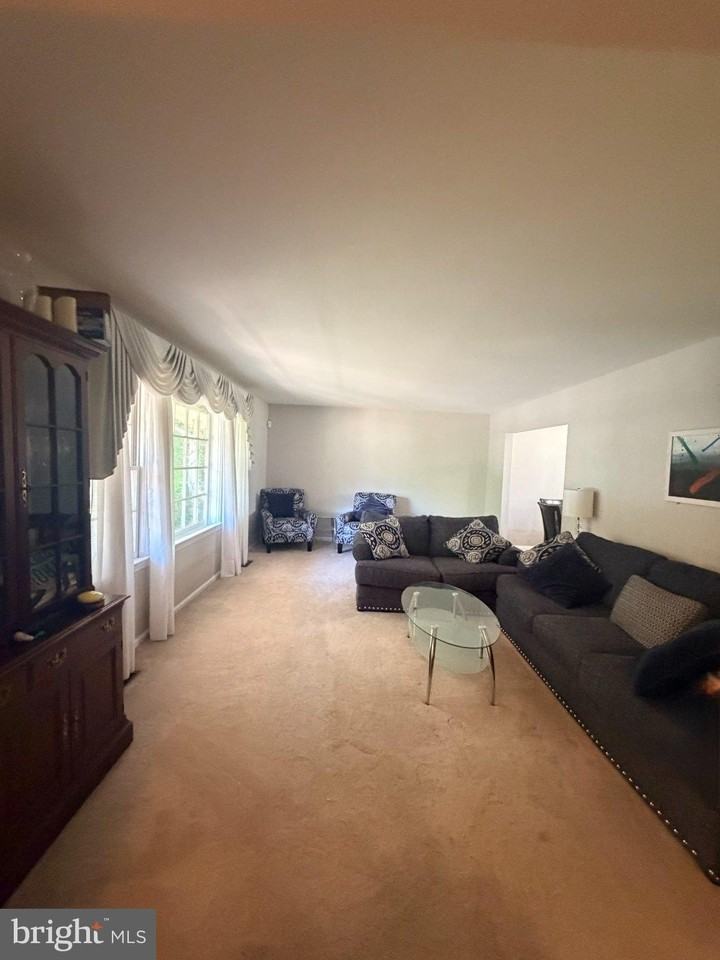 2732 Alfred Cir - Photo 4 of 44