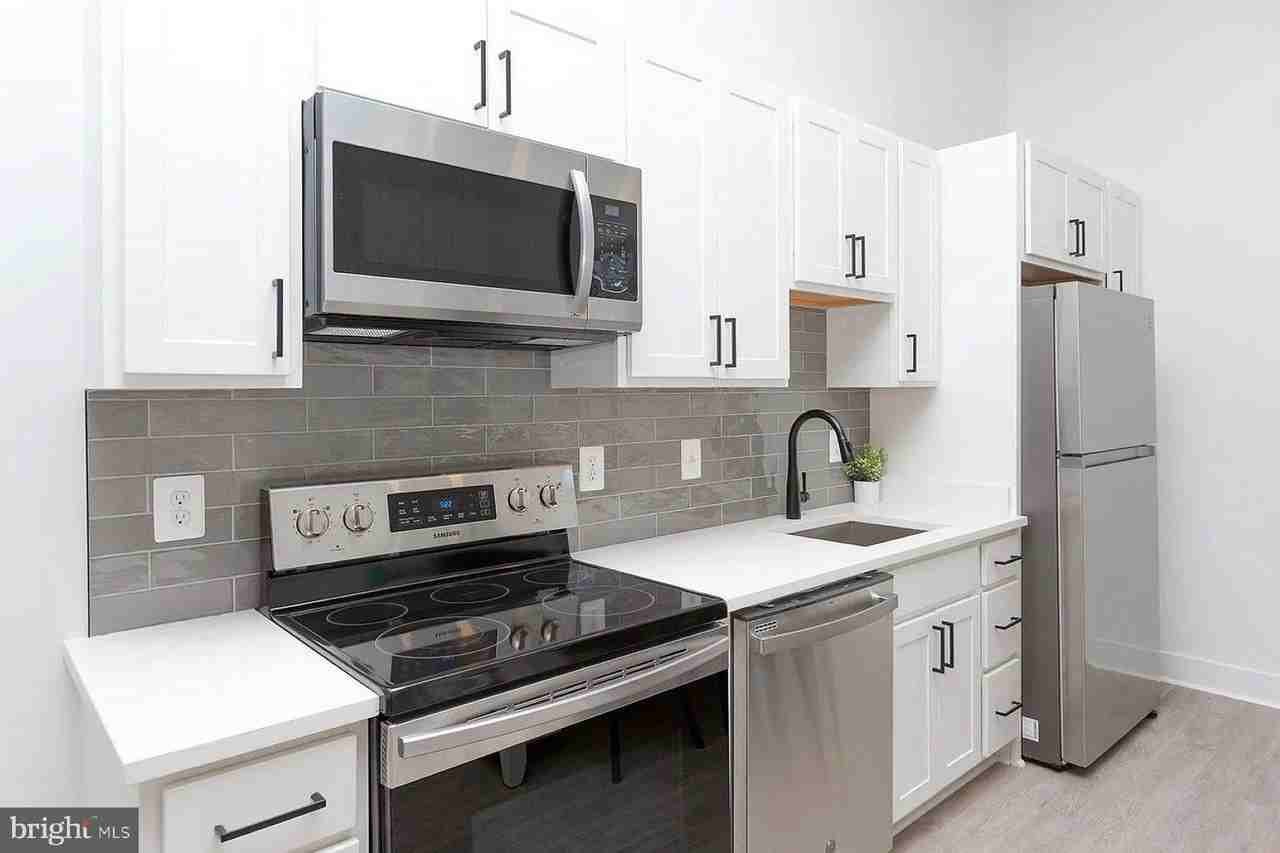 211 Saint Paul St #303 - Photo 2 of 10
