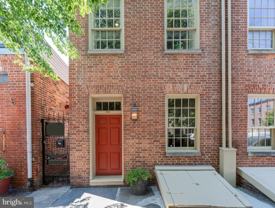 806 S Ann St - Photo 1 of 1