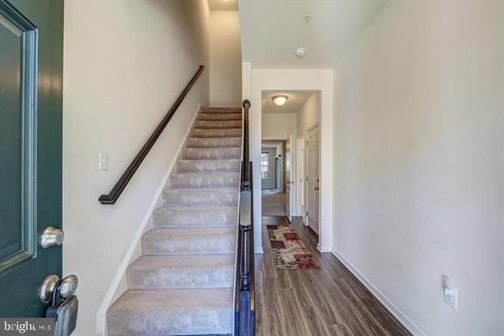 8482 Hedwig Ln - Photo 3 of 21