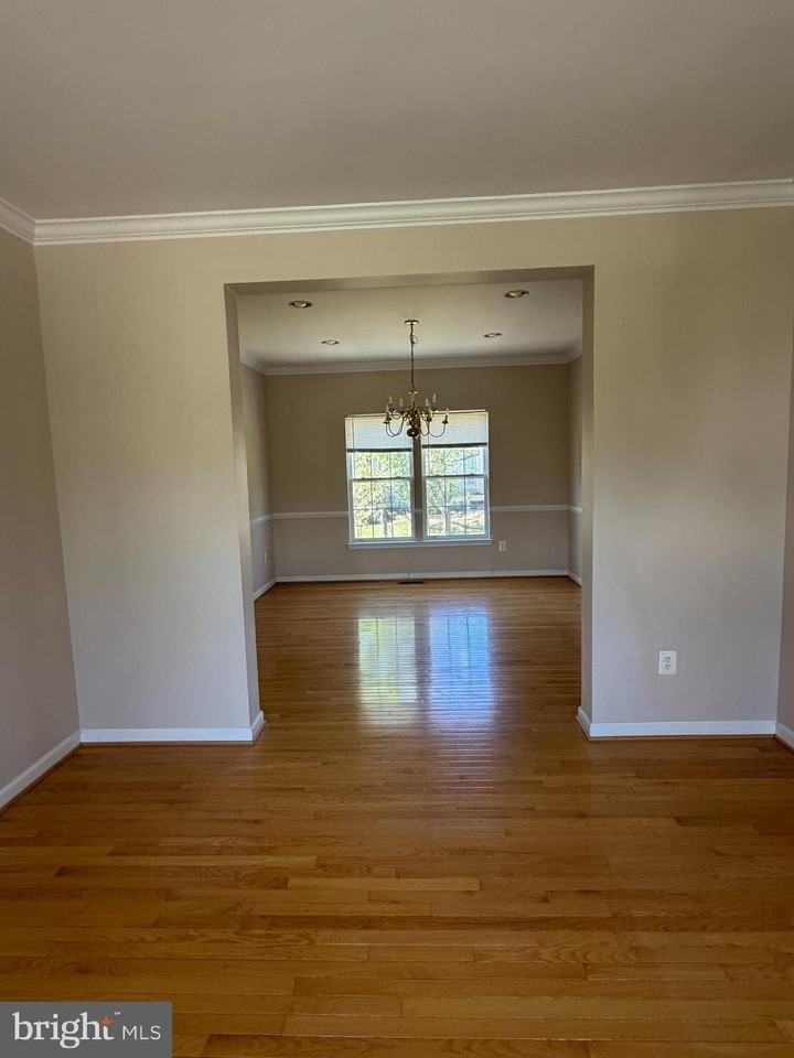 11403 Potomac Oaks Dr - Photo 6 of 9