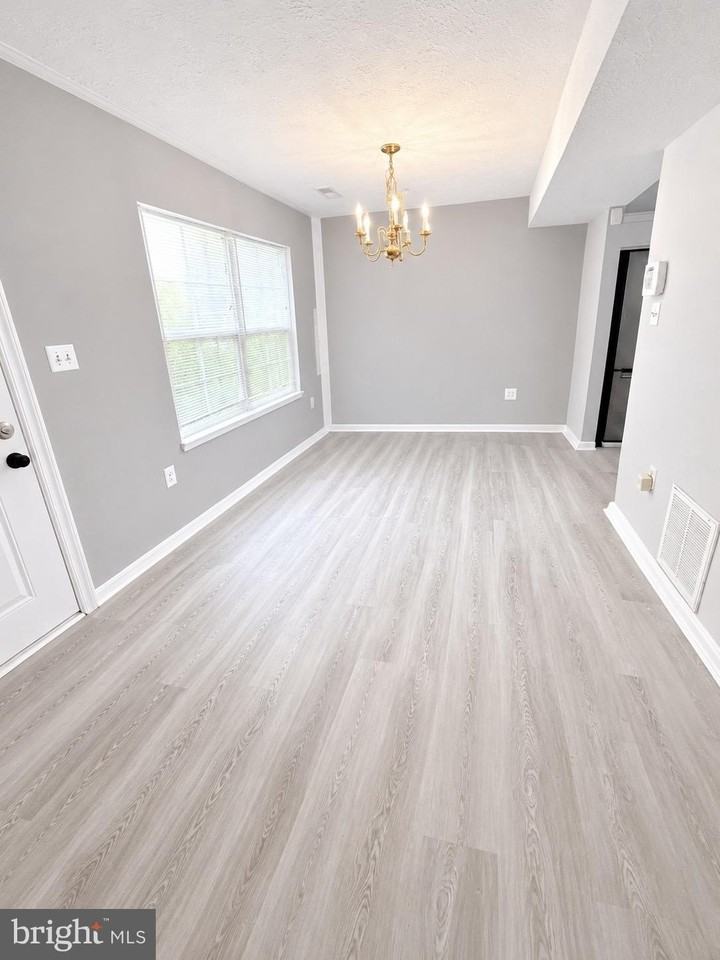 46295 Mako Way - Photo 2 of 15