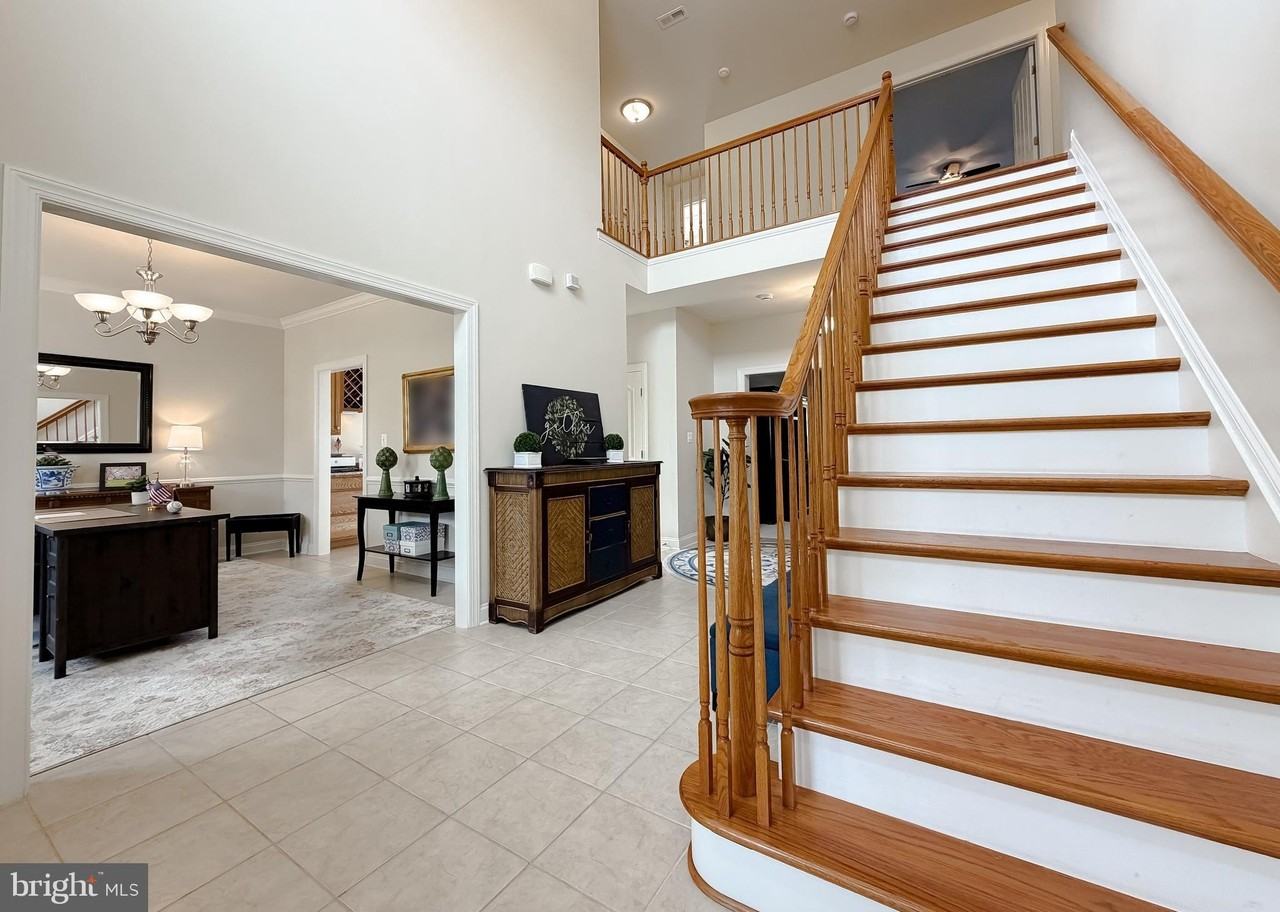 23687 Coventry Dr - Photo 6 of 50