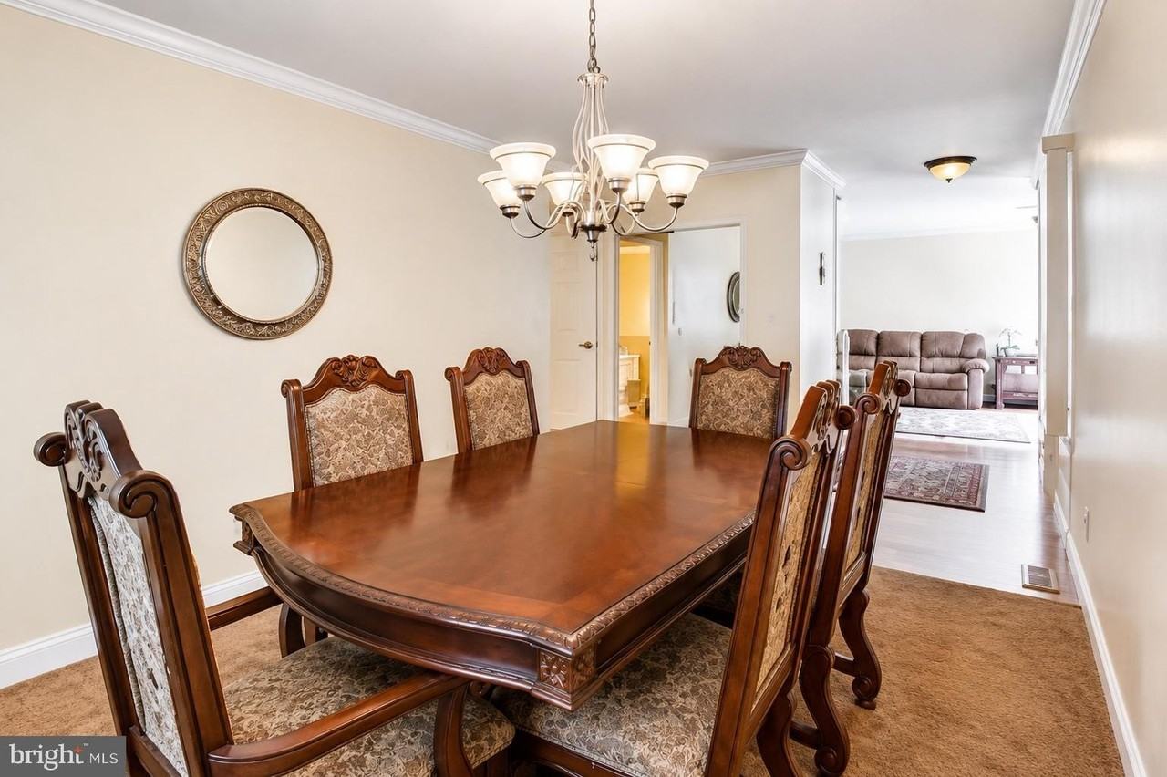 44 Brambling Ln - Photo 6 of 23