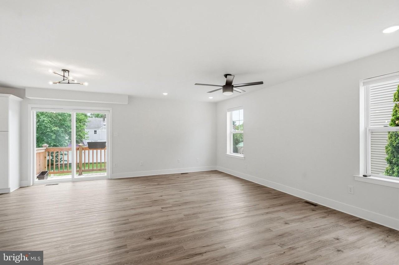 1306 Washington Ave - Photo 6 of 24