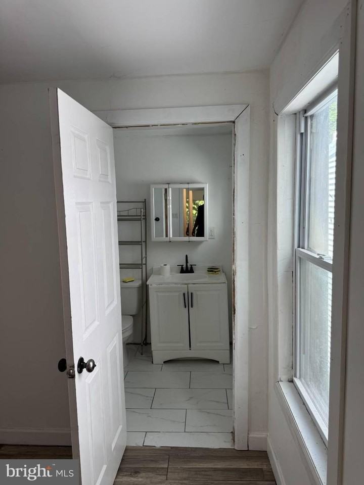 30 Jersey St - Photo 5 of 10