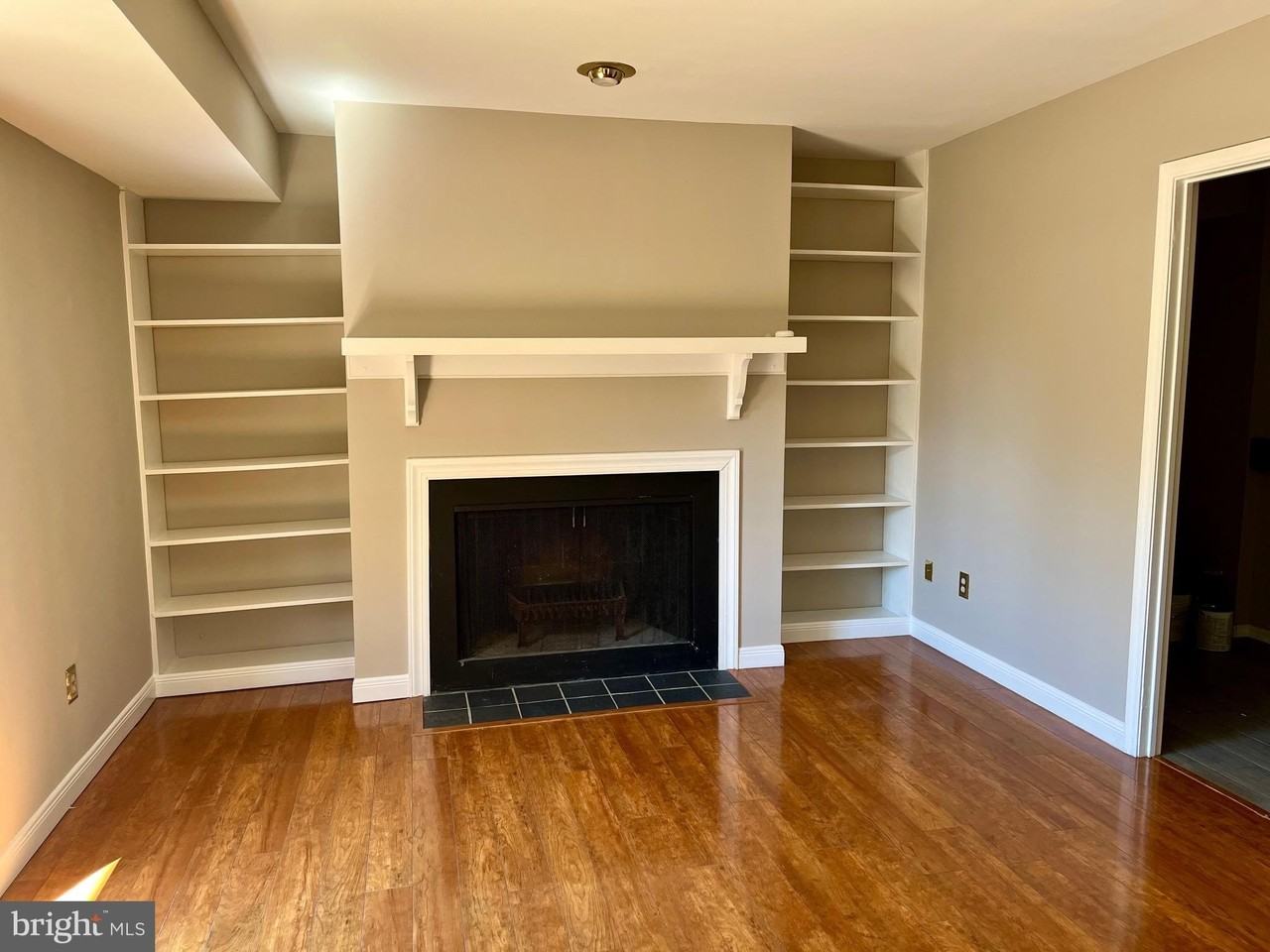 306 Worthington Dr #306 - Photo 3 of 26