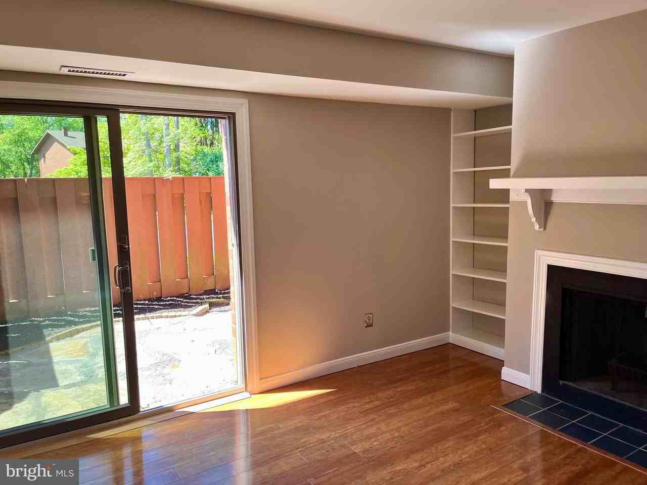 306 Worthington Dr #306 - Photo 4 of 26