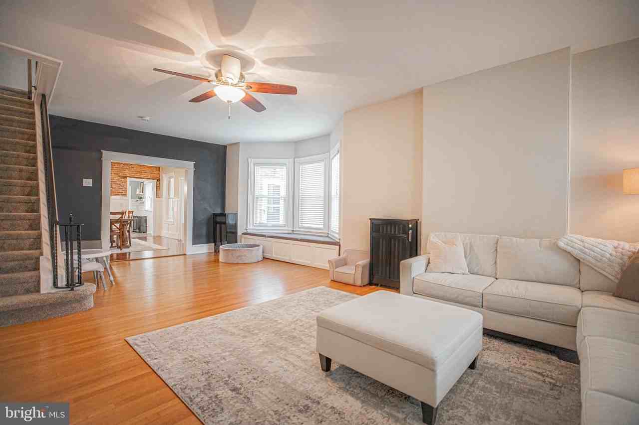 245 Hurst St - Photo 3 of 38