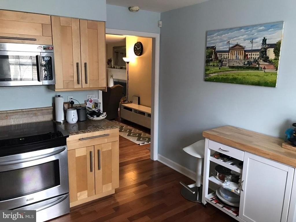 22 Llanfair Rd #8 - Photo 6 of 10