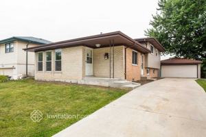 featured image of 16460 Roy St