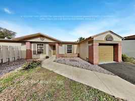 featured image of 14641 N Beckley Sq