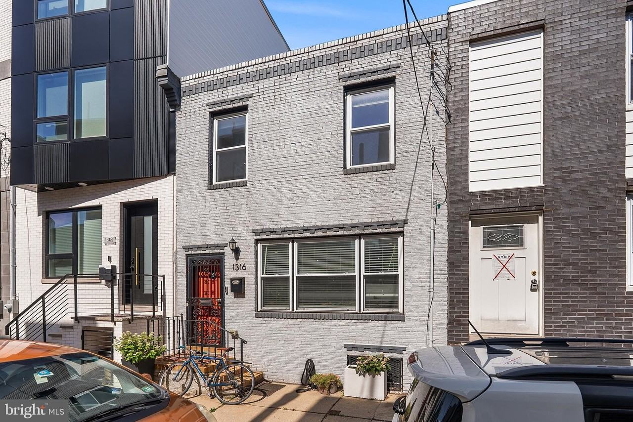 1316 S Dorrance St - Photo 2 of 25