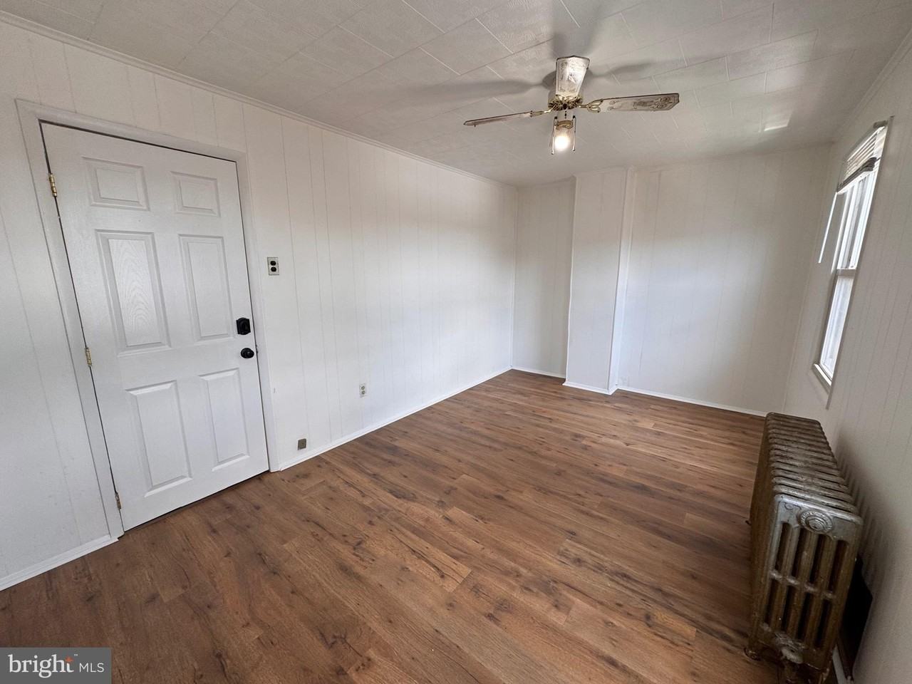 4738 Melvale St - Photo 7 of 16