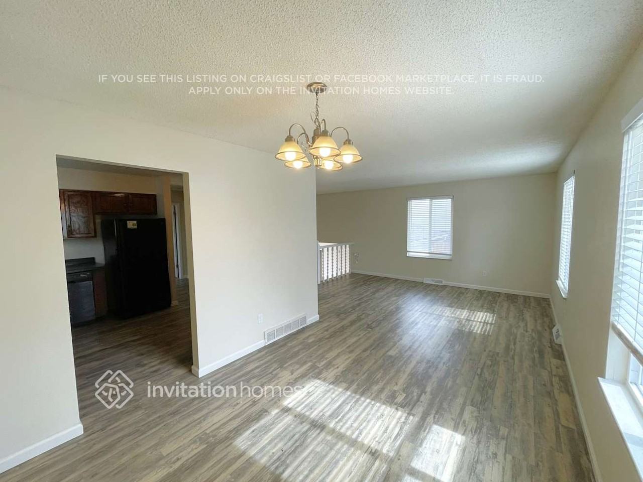 378 S 24th Ave - Photo 2 of 14