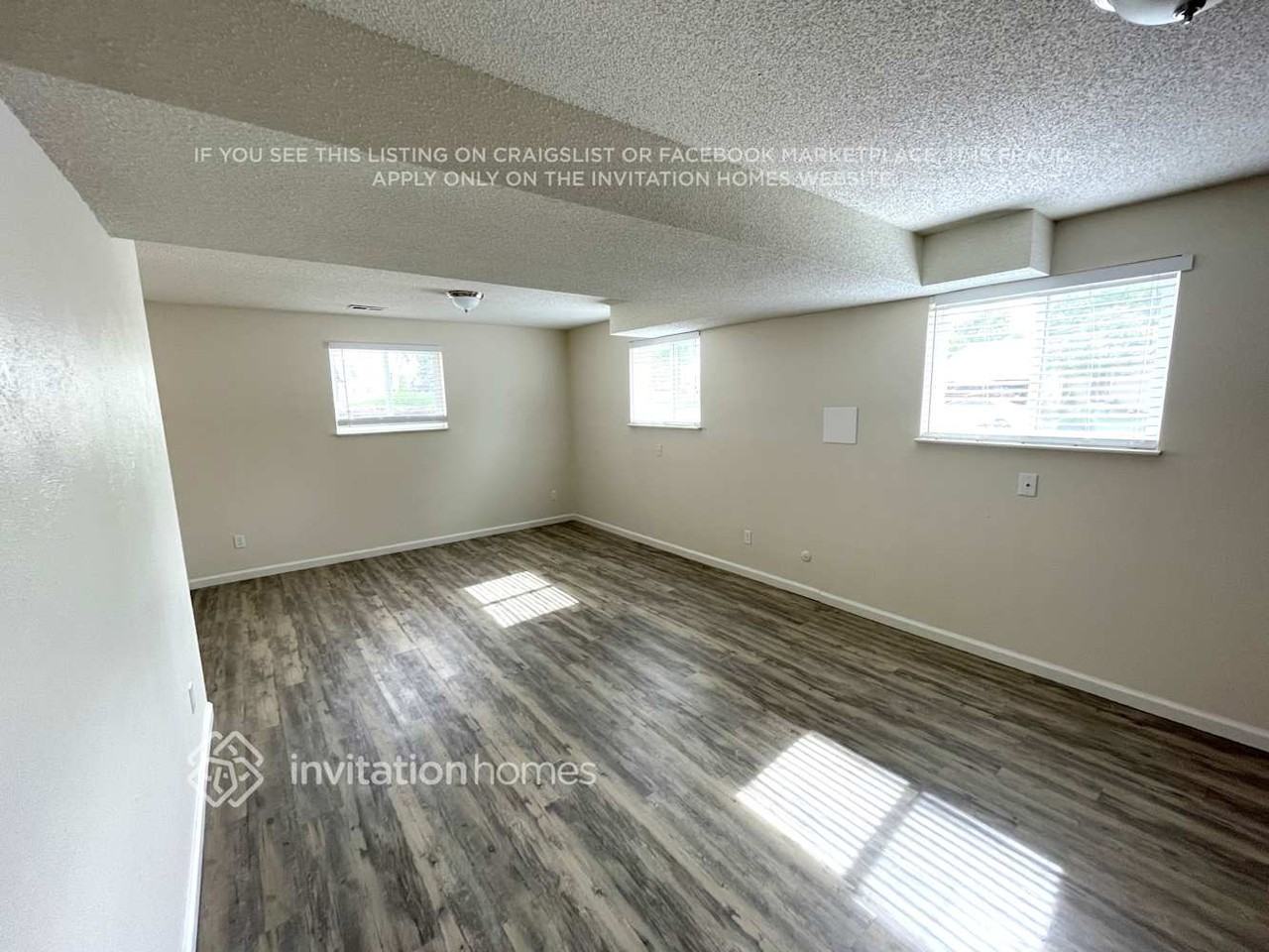 378 S 24th Ave - Photo 7 of 14