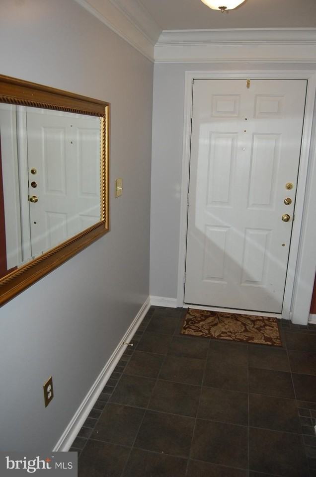 194 Martin Ln - Photo 2 of 40