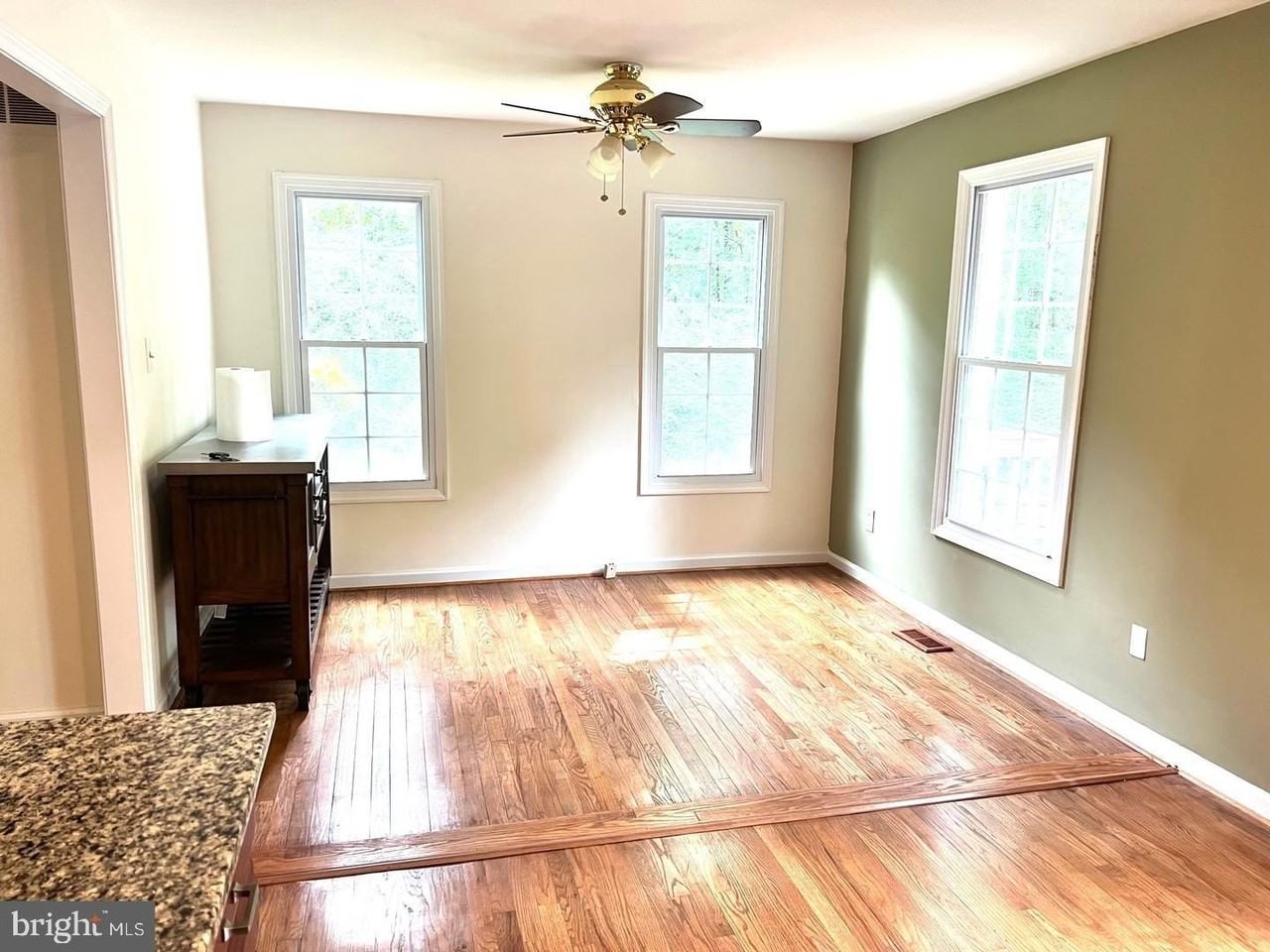 11951 Heathcote Ct - Photo 4 of 15