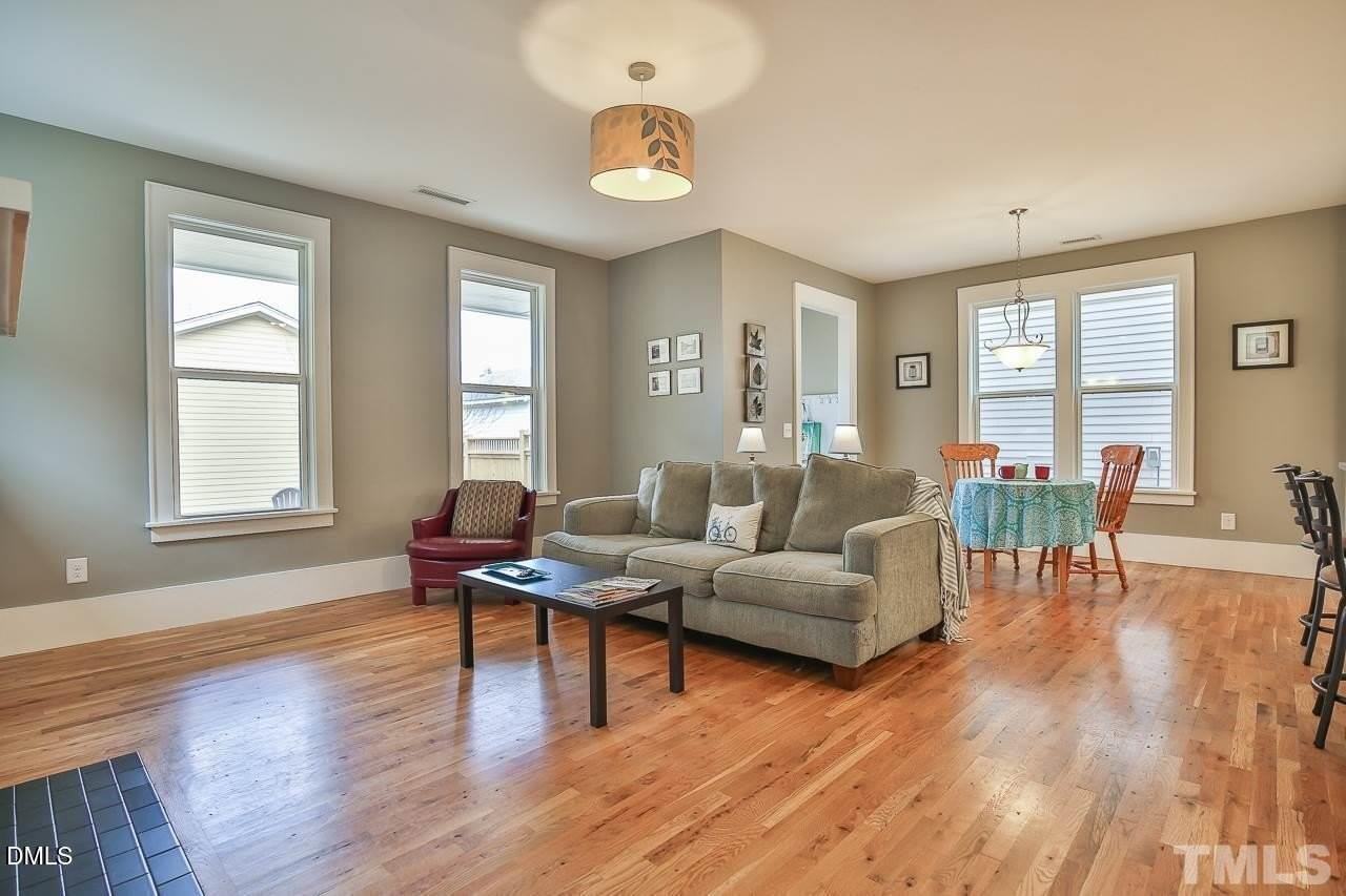 19 Pokeberry Bend Dr - Photo 7 of 23