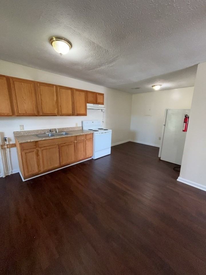 790 Bybee Branch Rd - Photo 7 of 16