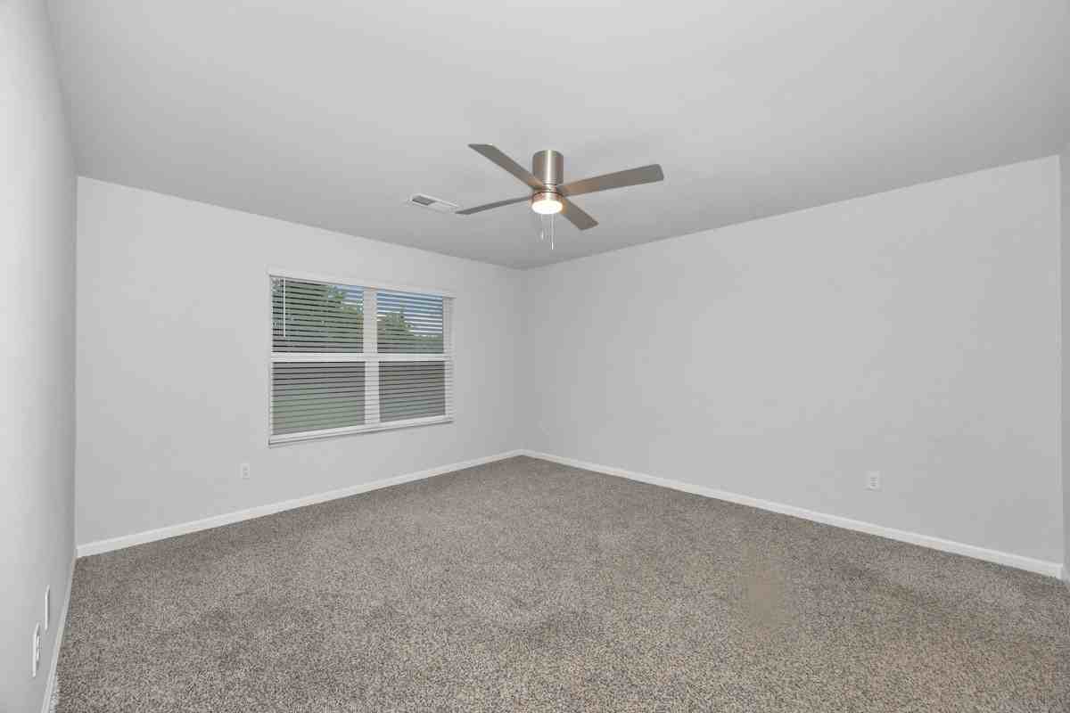 18776 Wicklow Cir #1 - Photo 4 of 10