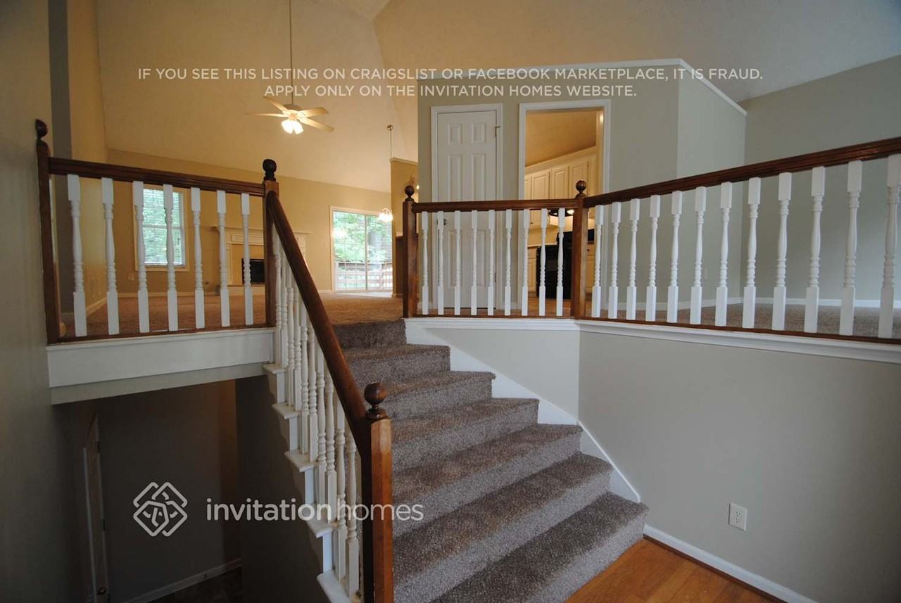 1354 Windage Ct Sw - Photo 2 of 7