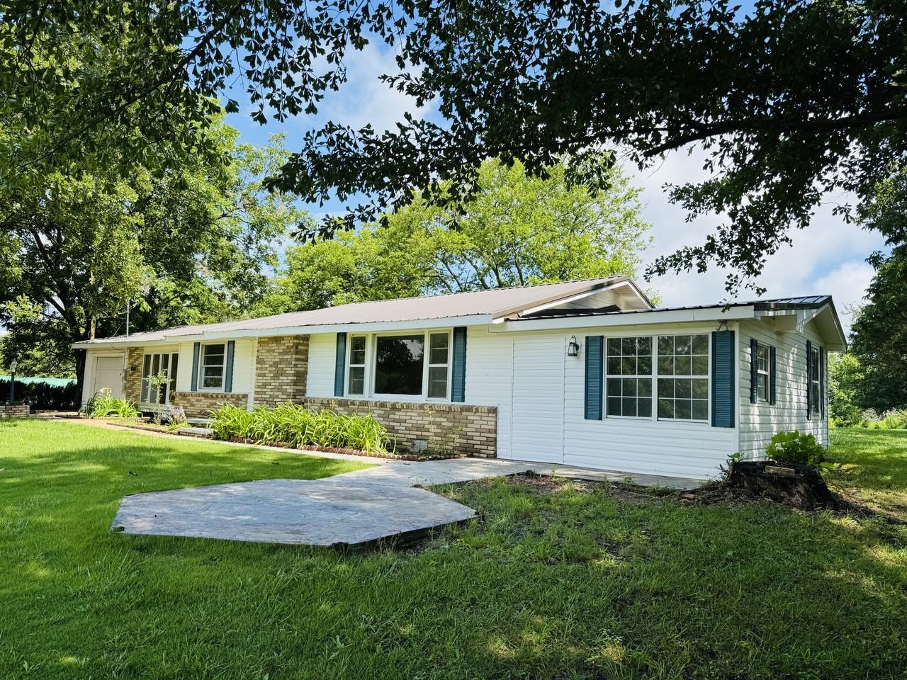 7542 Section Line Rd #1 - Photo 2 of 24