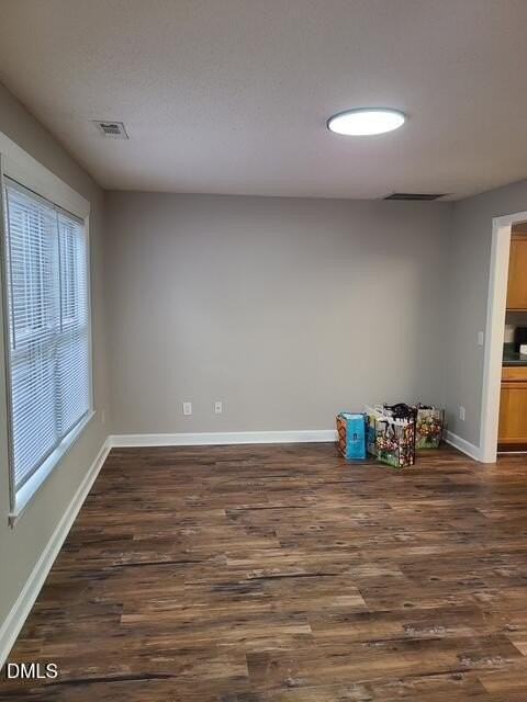109 Laura Ln #B - Photo 5 of 11