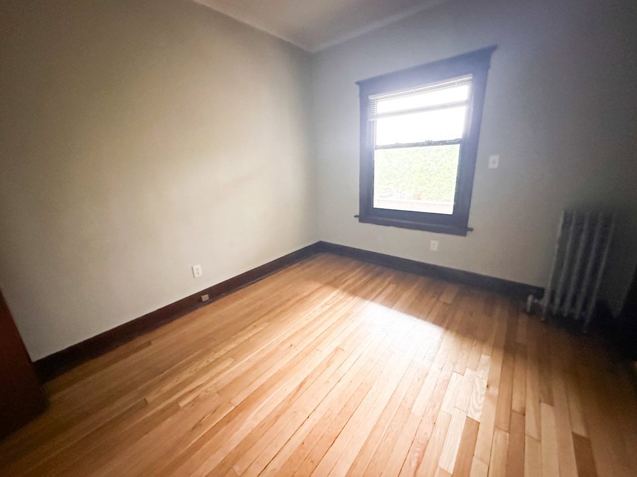 1703 Ridge Ave #305 - Photo 3 of 8