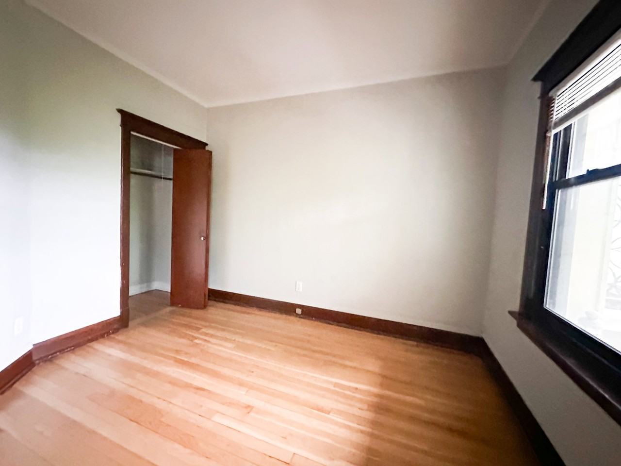 1703 Ridge Ave #305 - Photo 4 of 8