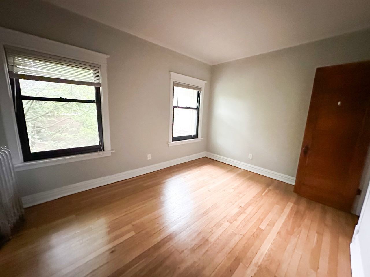 1703 Ridge Ave #305 - Photo 6 of 8
