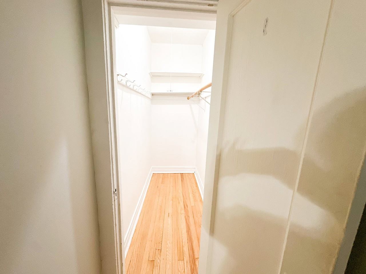 1619 Ridge Ave #E3 - Photo 6 of 8