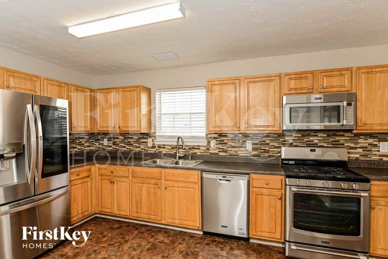 195 Dairyland Dr - Photo 5 of 15