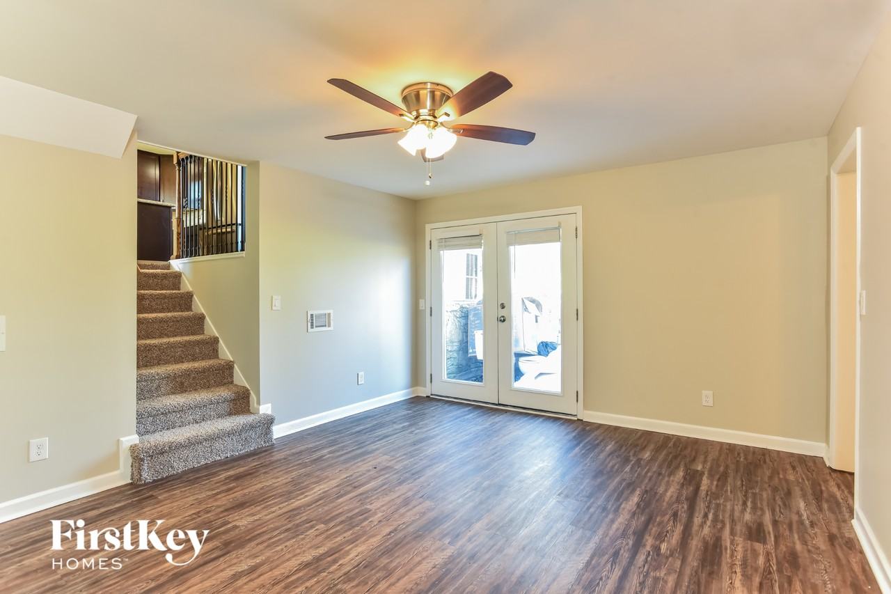 119 Melanie Dr - Photo 7 of 15