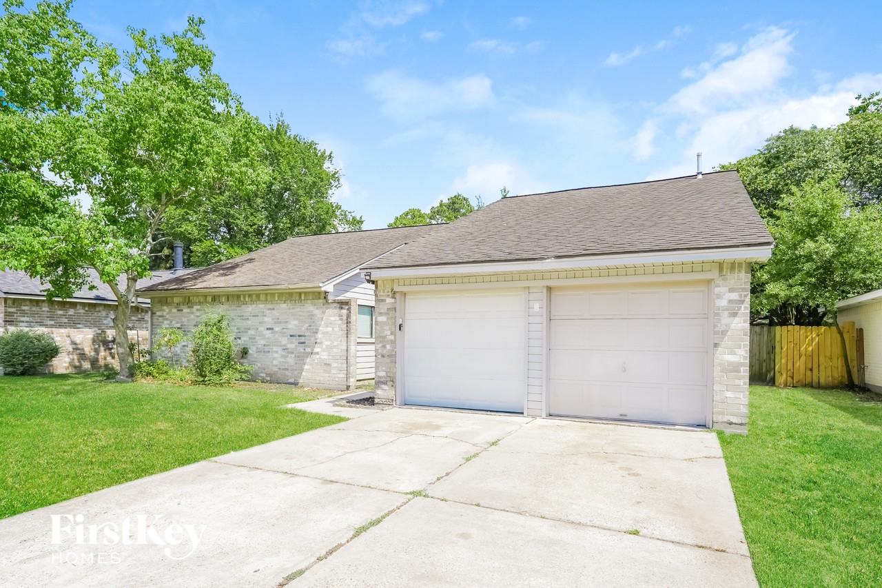 26511 Cypresswood Dr - Photo 2 of 15
