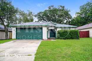 2137 Featherwood Dr W - Photo 1 of 1