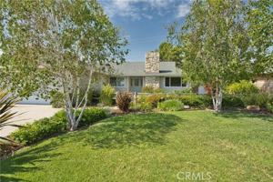 featured image of 1425 Arrow Wood Dr