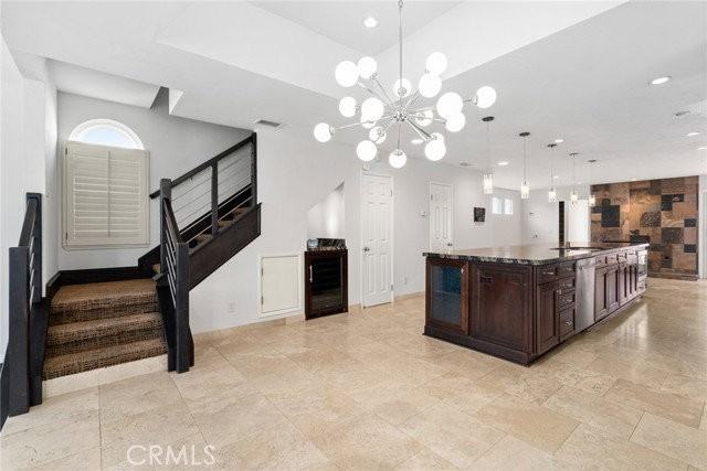 312 14th St - Photo 2 of 8