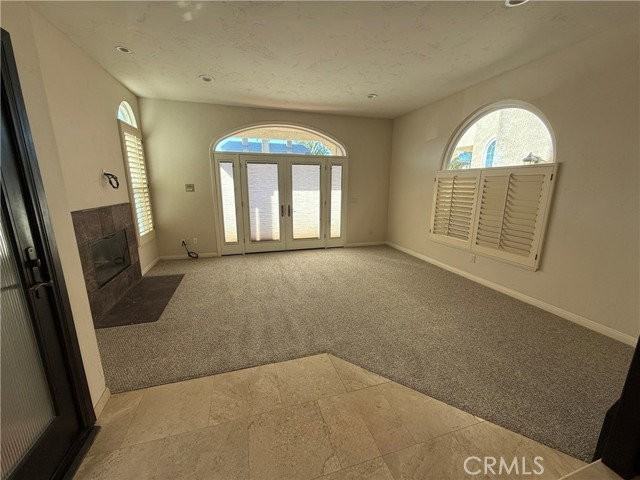 312 14th St - Photo 6 of 8