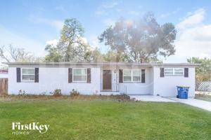 featured image of 11338 Andrea Dr