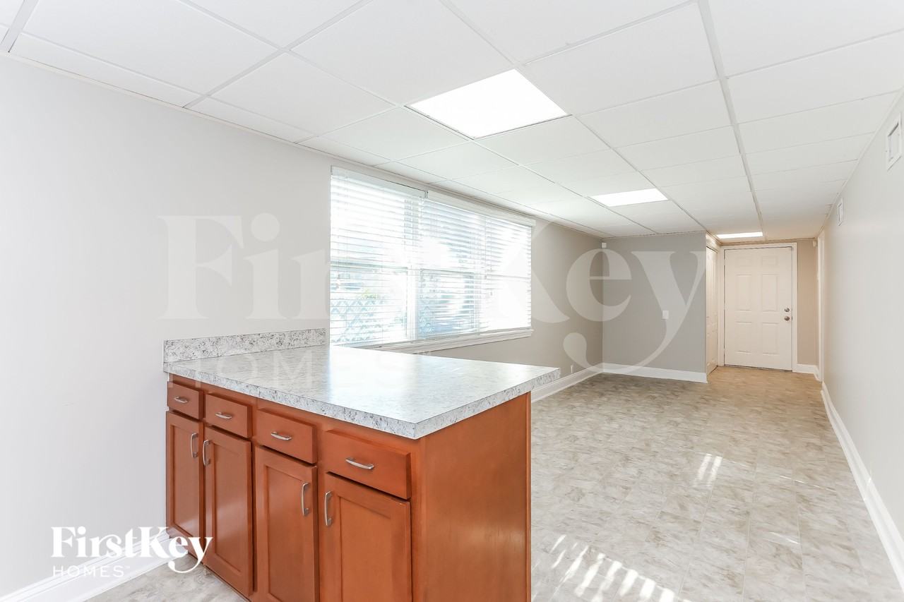 11338 Andrea Dr - Photo 6 of 15