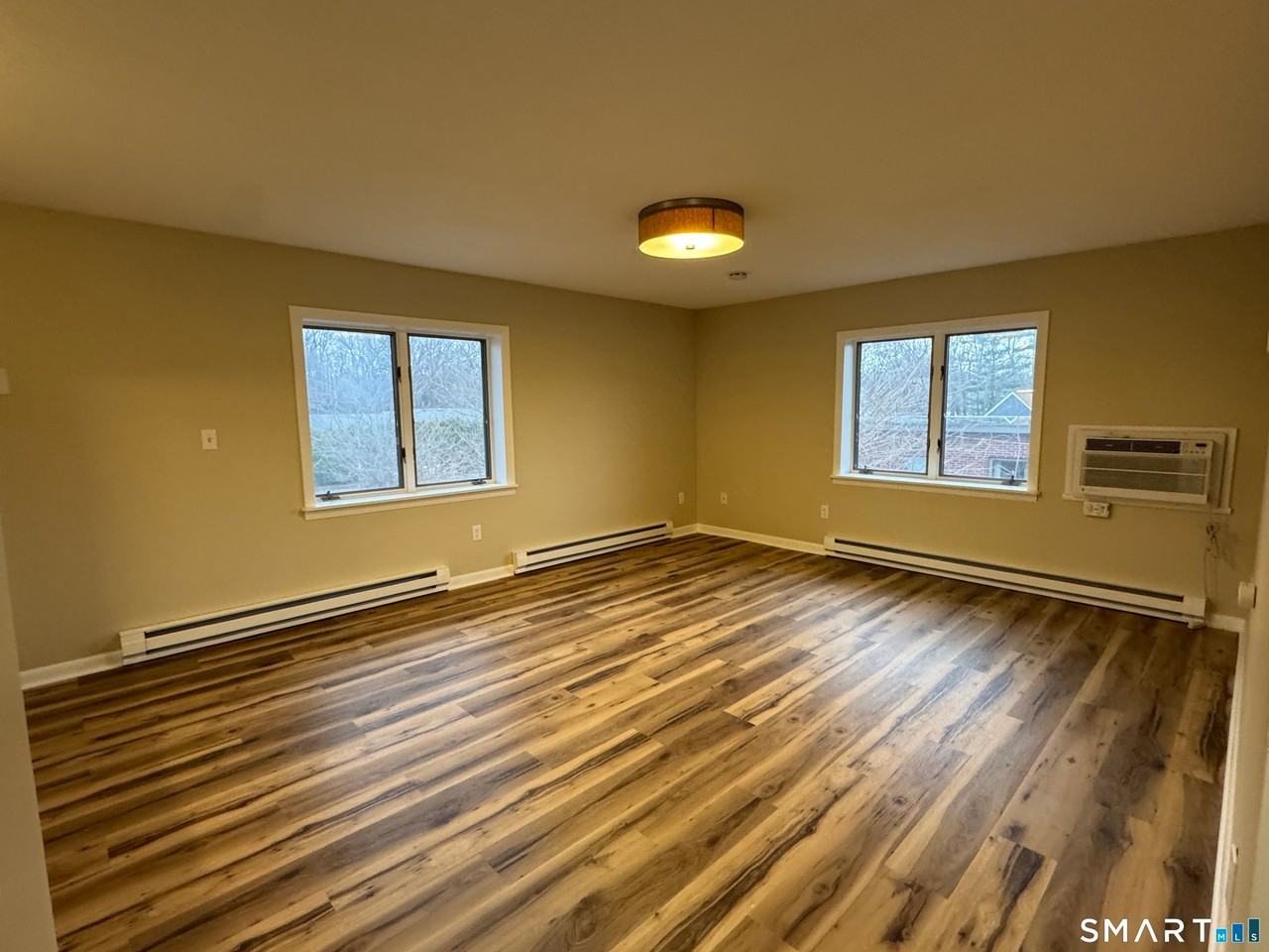 143 Main St - Photo 5 of 9