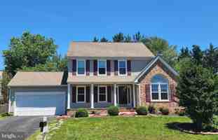 featured image of 4317 Amelia Dr
