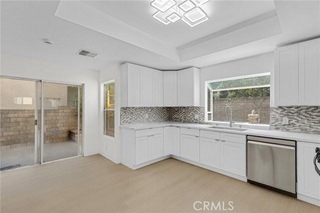 23234 Valerio St - Photo 6 of 6