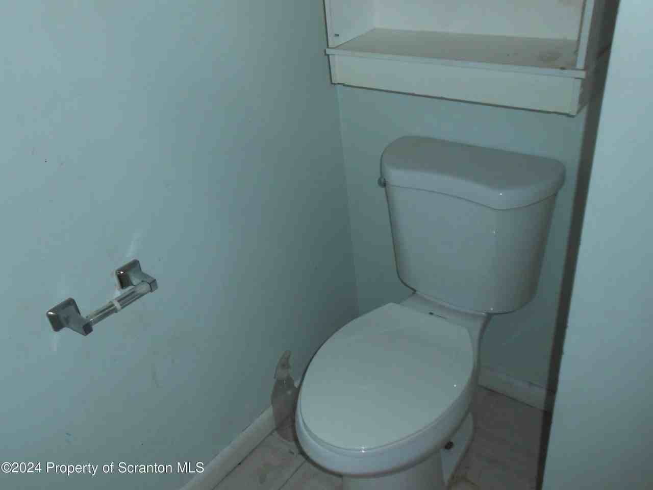 622 N Main Ave - Photo 4 of 9