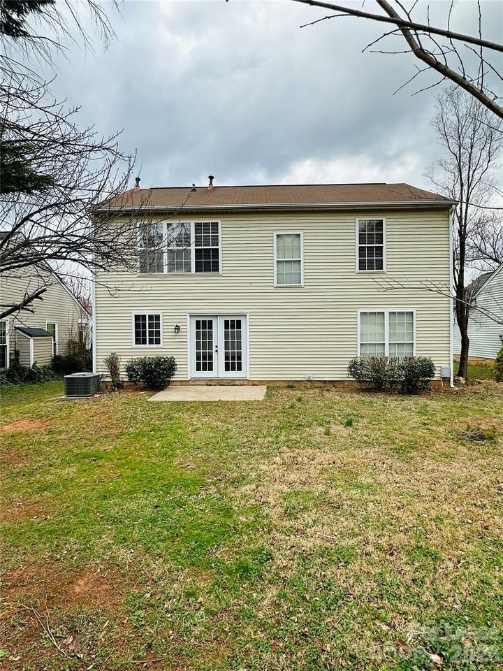 7528 Double Springs Ct - Photo 2 of 21