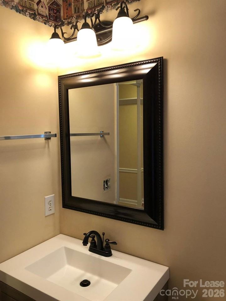7528 Double Springs Ct - Photo 5 of 21