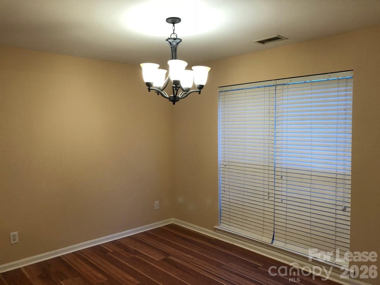 7528 Double Springs Ct - Photo 6 of 21